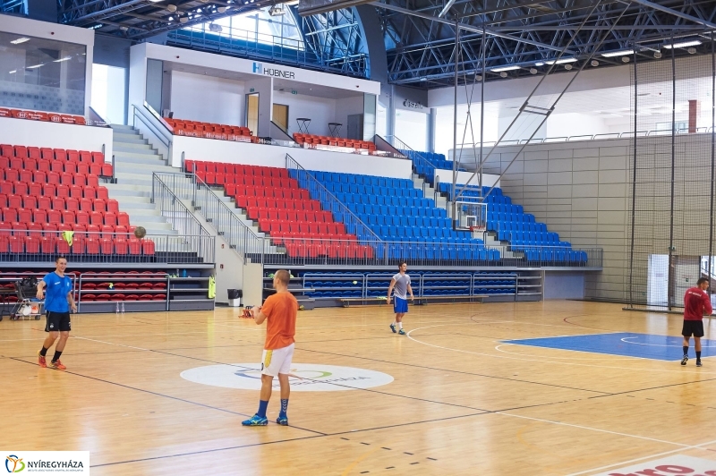 Férfi kézilabda edzés - fotó Szarka Lajos