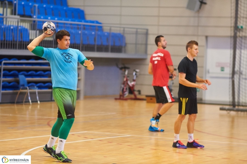 Férfi kézilabda edzés - fotó Szarka Lajos