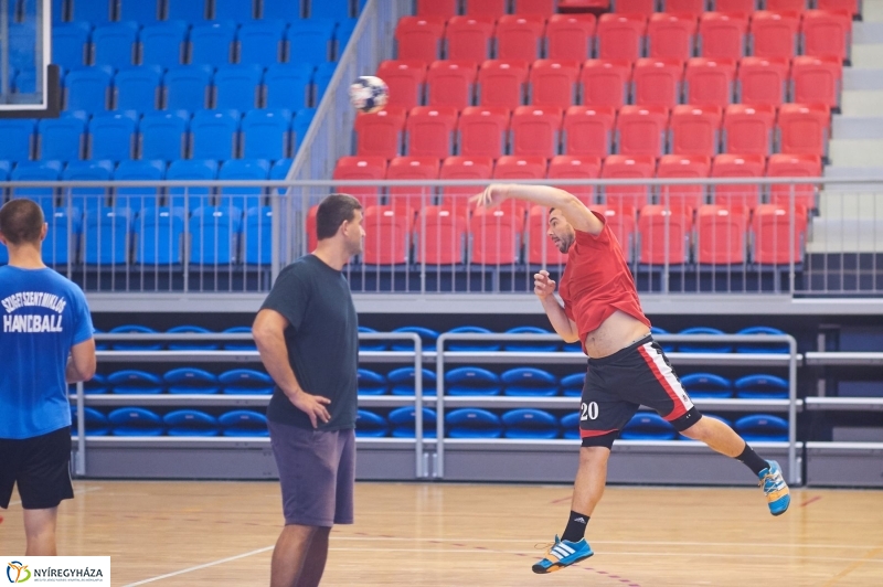 Férfi kézilabda edzés - fotó Szarka Lajos