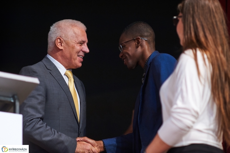 Tanévnyitó az egyetemen 1 - fotó Szarka Lajos