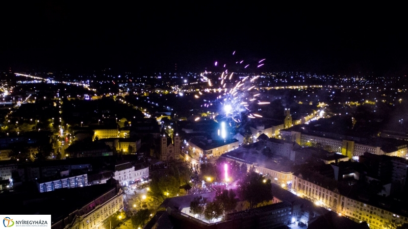 Tűzijáték madártávlatból - Fotók Kohut Árpád