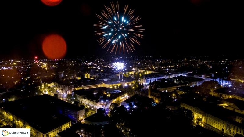 Tűzijáték madártávlatból - Fotók Kohut Árpád