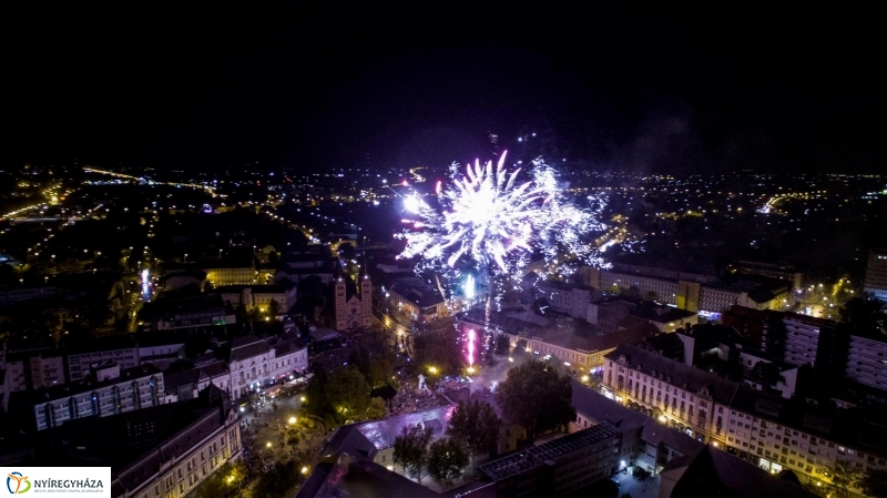 Tűzijáték madártávlatból - Fotók Kohut Árpád