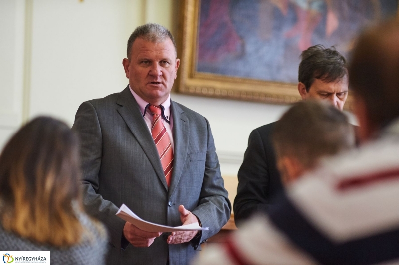 TOP sajtótájékoztató - fotó Szarka Lajos