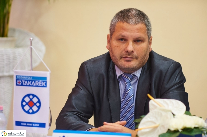 Egyesülési szerződés - fotó Szarka Lajos