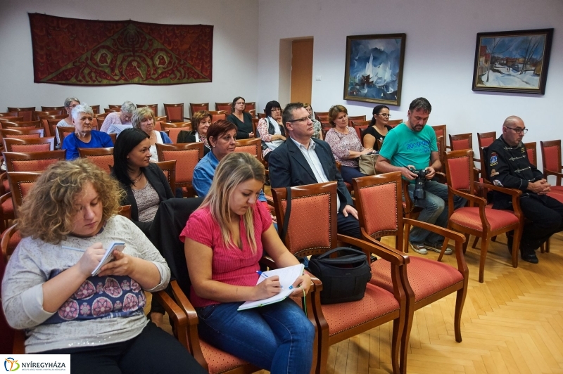 Tárlatvezetés-fejedelmi kincsek - fotó Szarka Lajos