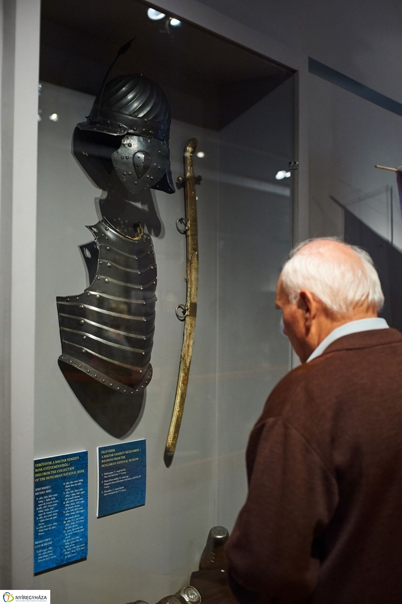 Tárlatvezetés-fejedelmi kincsek - fotó Szarka Lajos