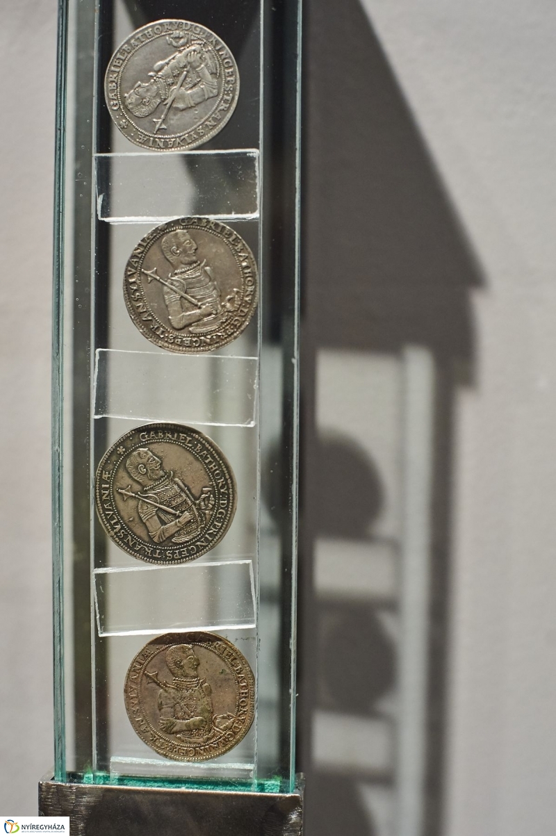 Tárlatvezetés-fejedelmi kincsek - fotó Szarka Lajos