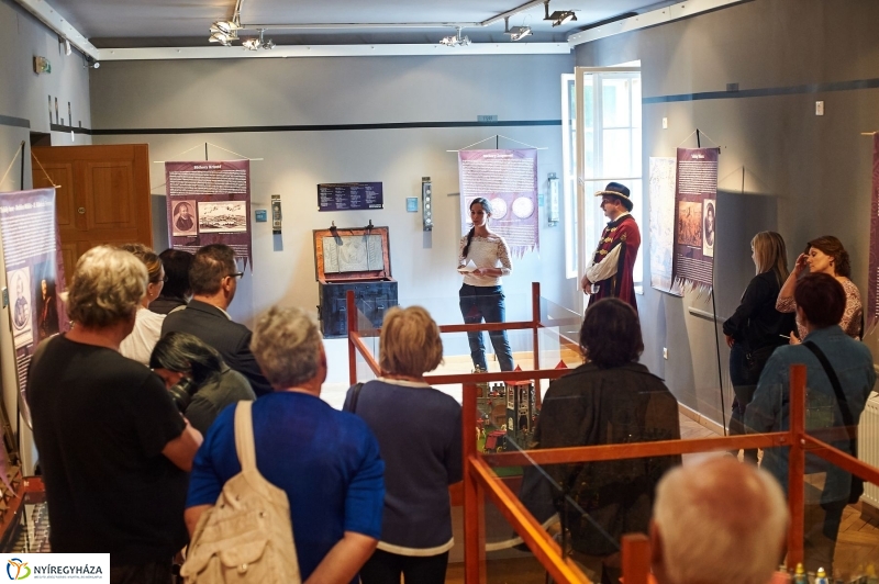 Tárlatvezetés-fejedelmi kincsek - fotó Szarka Lajos