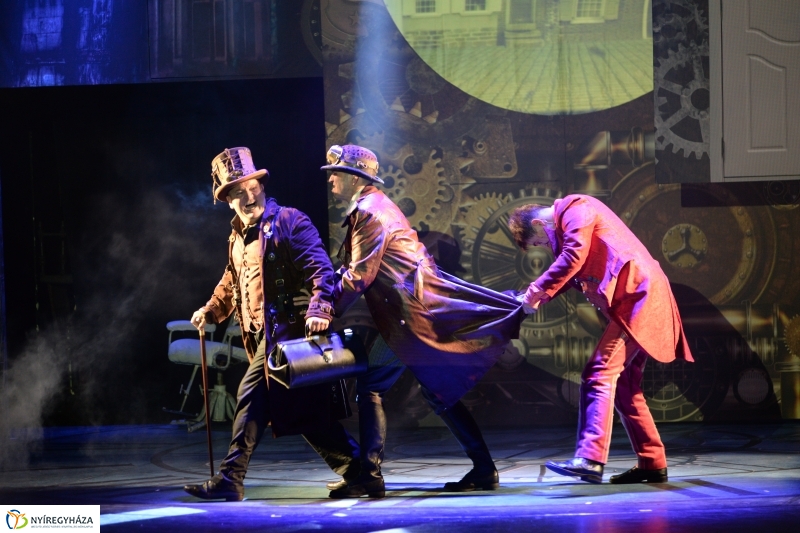 Sherlock Holmes-az évad első bemutatója