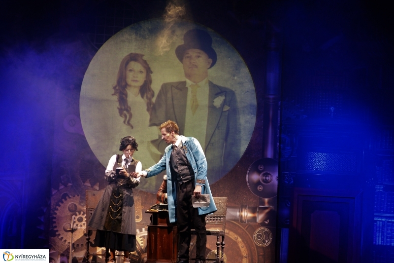 Sherlock Holmes-az évad első bemutatója