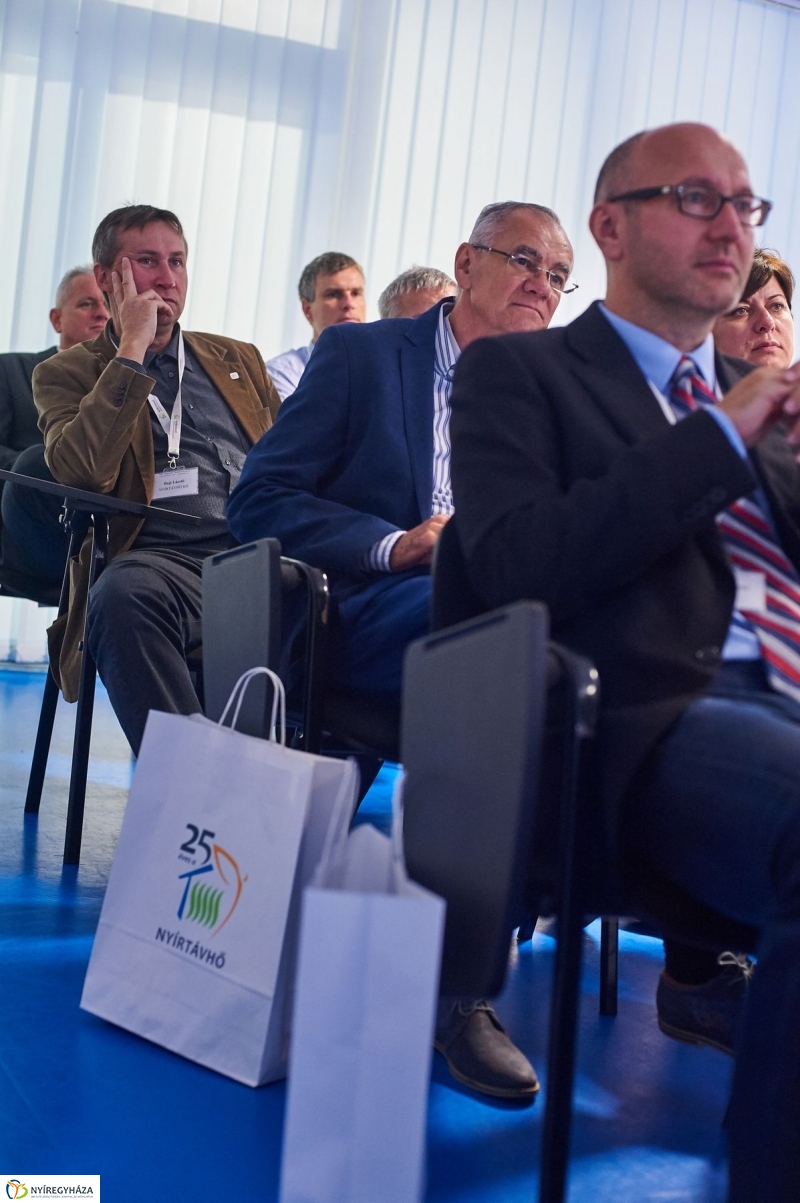 Nyírtávhő konferencia - fotó Szarka Lajos