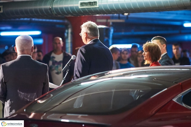 Elektromos töltőállomás Nyíregyházán - fotó Szarka Lajos