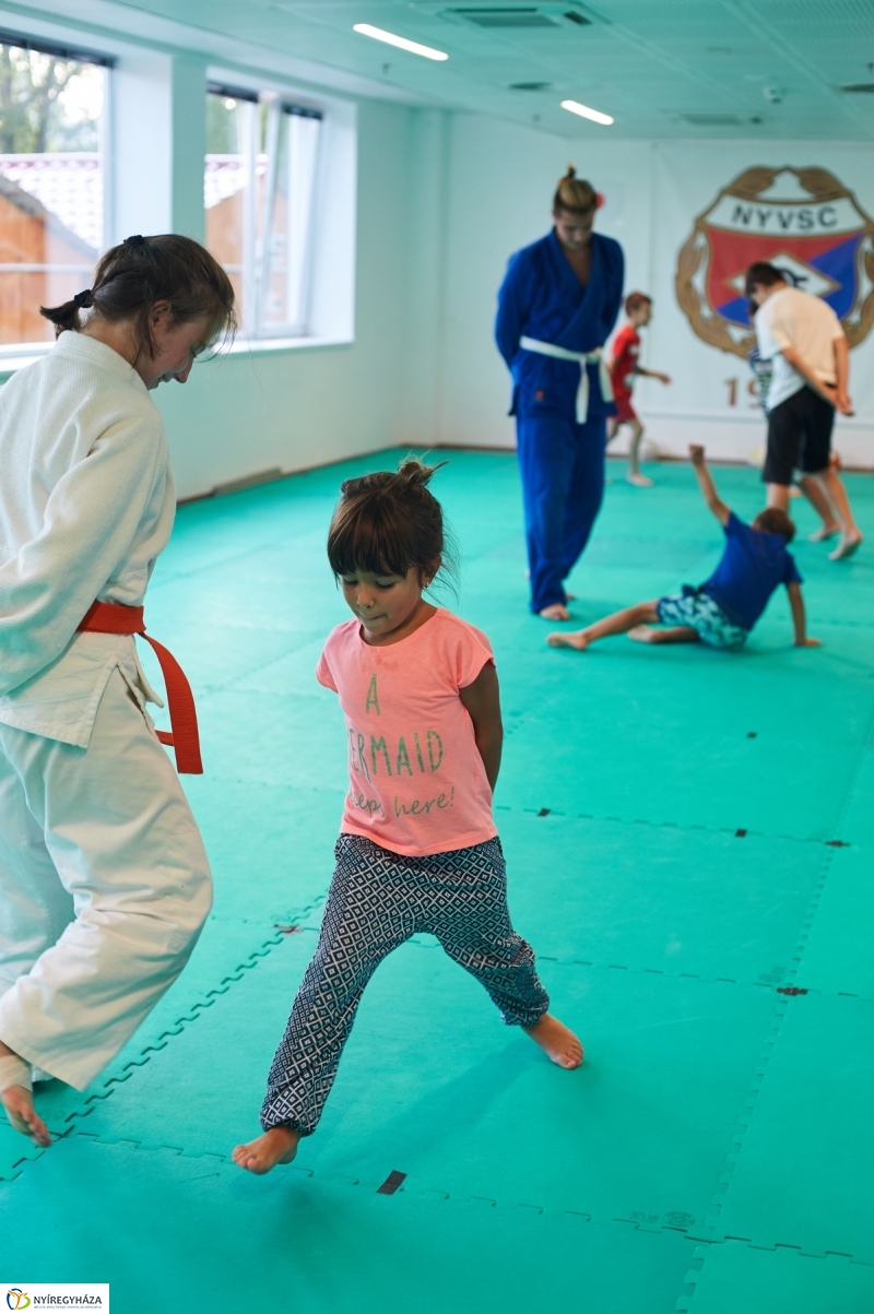 Mozdulj Nyíregyháza kölyökjudo - fotó Szarka Lajos