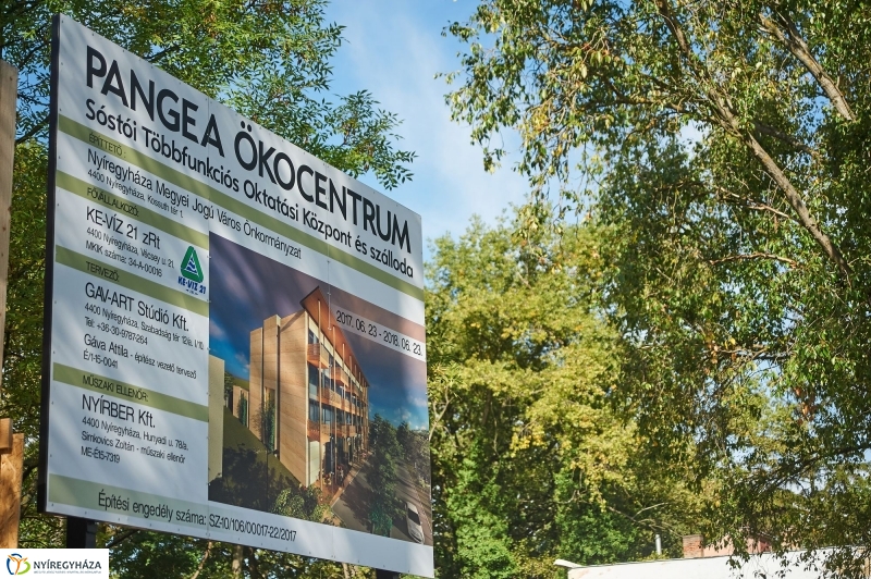 Pangea Ökocentrum alapkőletétele - fotó Szarka Lajos