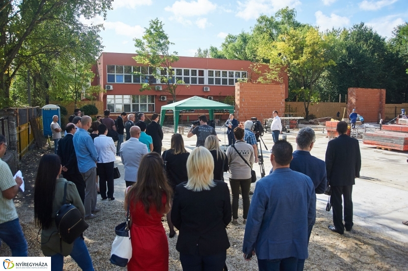 Pangea Ökocentrum alapkőletétele - fotó Szarka Lajos