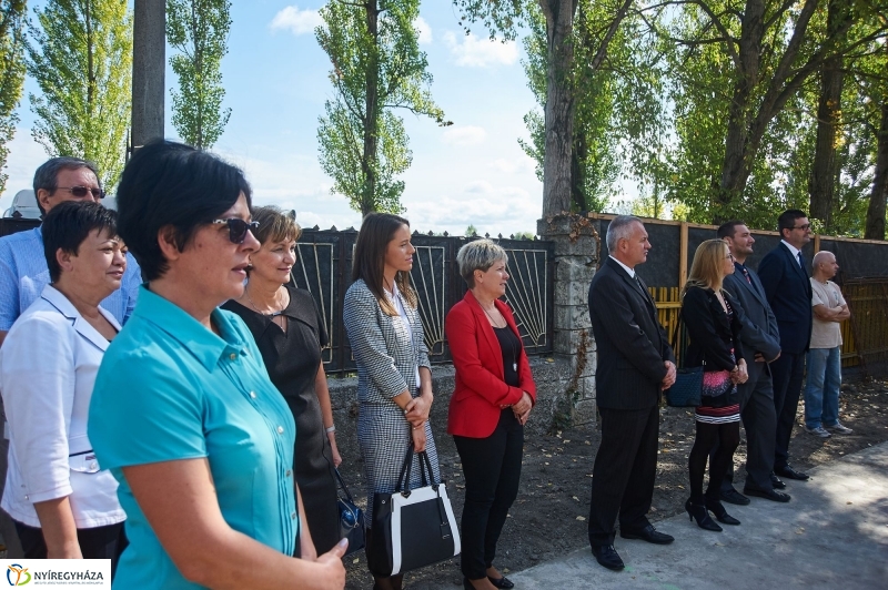 Pangea Ökocentrum alapkőletétele - fotó Szarka Lajos