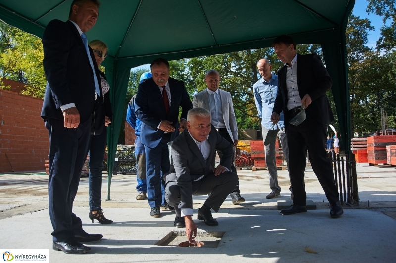 Pangea Ökocentrum alapkőletétele - fotó Szarka Lajos