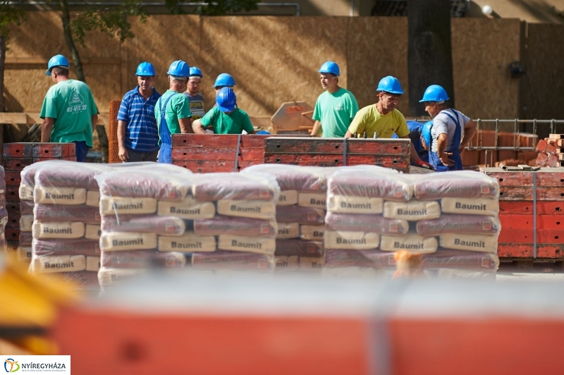 Pangea Ökocentrum alapkőletétele - fotó Szarka Lajos