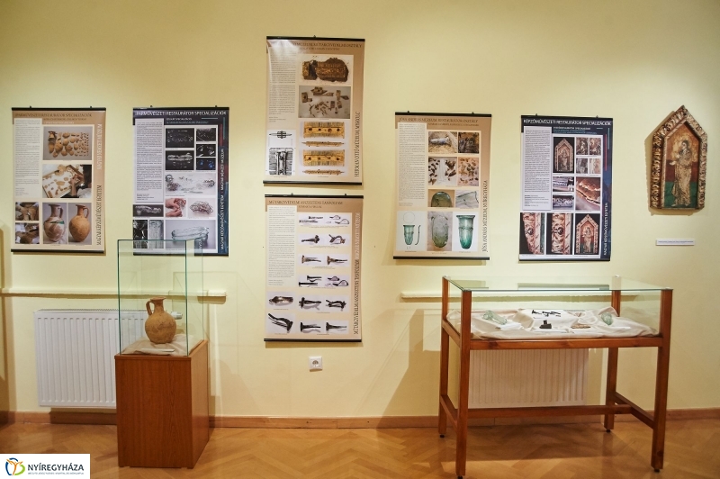 Restaurátorok kiállítása - fotó Szarka Lajos