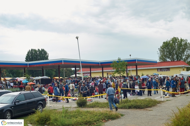 Régiségpiac - fotó Szarka Lajos