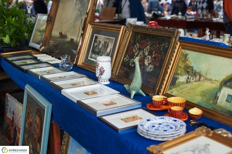 Régiségpiac - fotó Szarka Lajos
