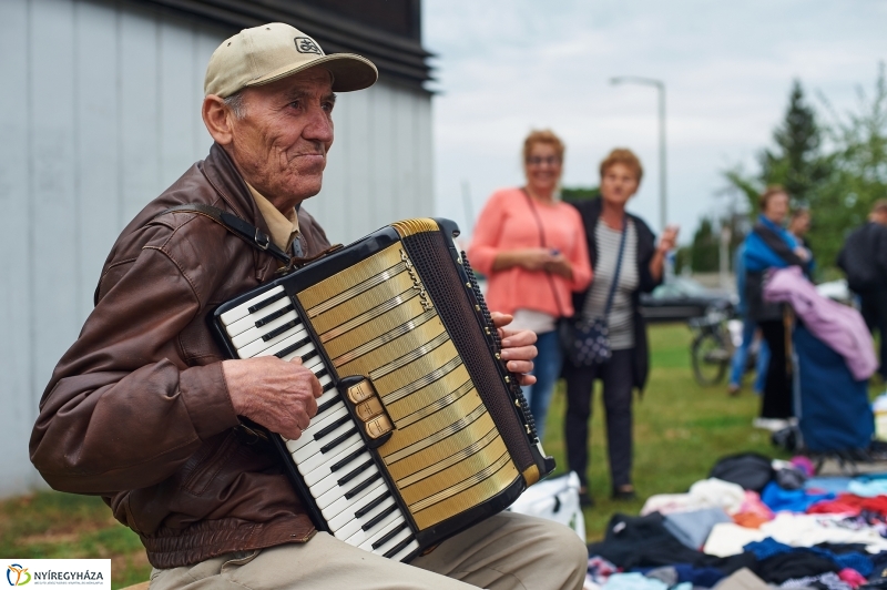 Régiségpiac - fotó Szarka Lajos