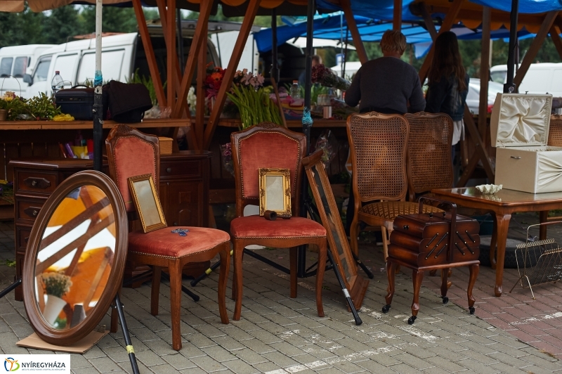 Régiségpiac - fotó Szarka Lajos