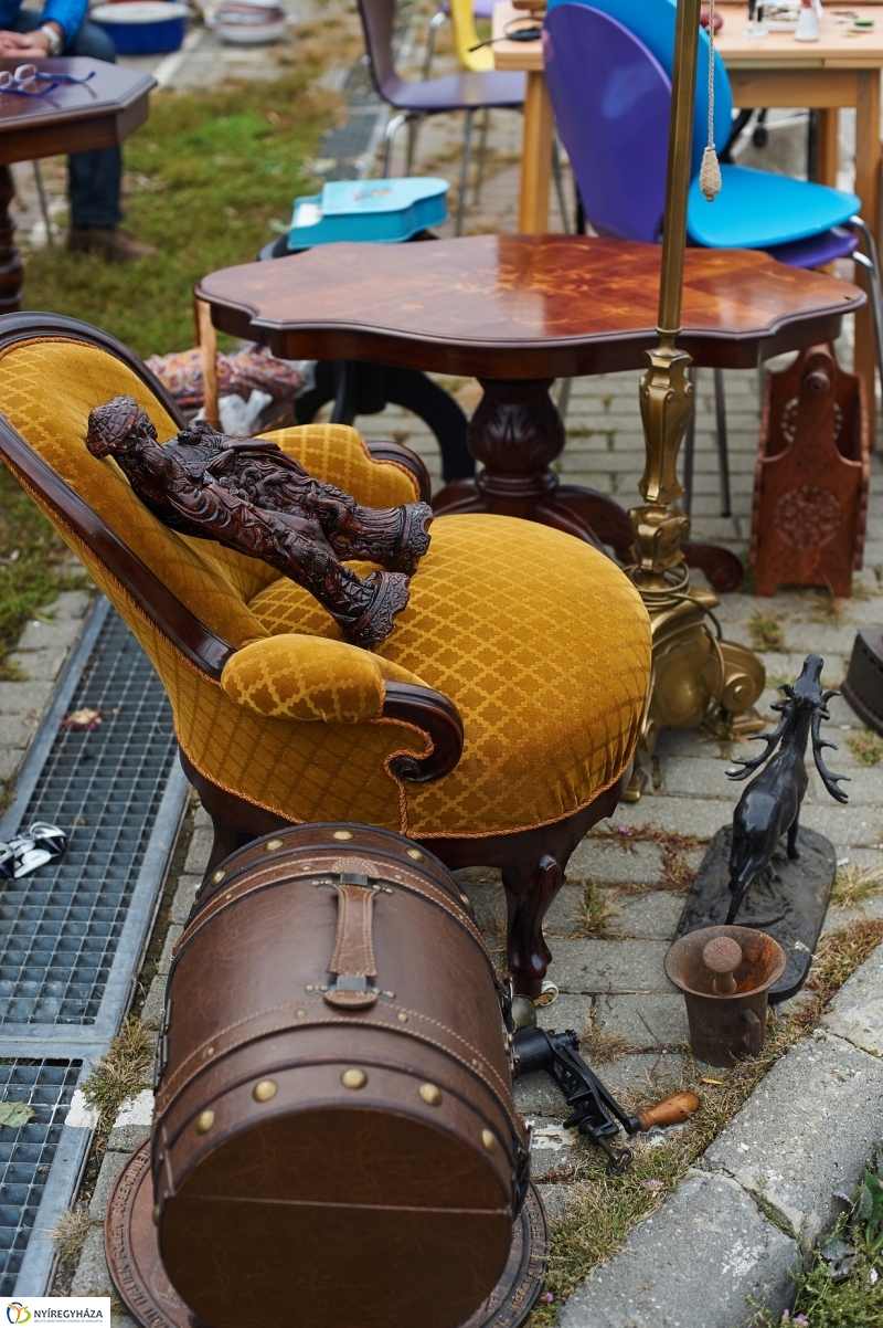 Régiségpiac - fotó Szarka Lajos