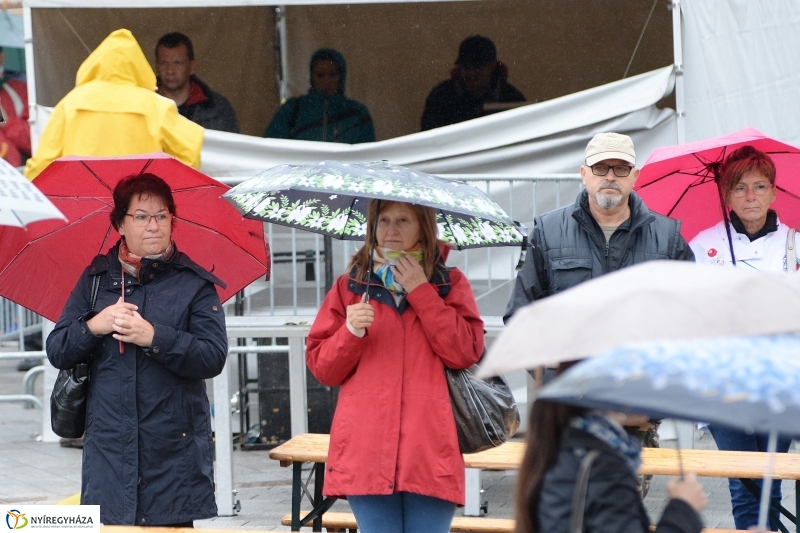 Esős kezdet a Tirpák Fesztiválon-fotó Trifonov Éva