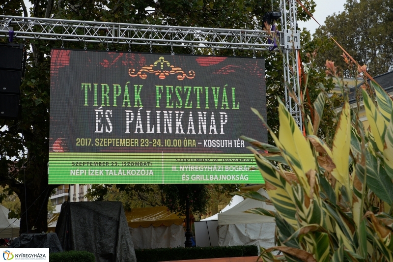 Esős kezdet a Tirpák Fesztiválon-fotó Trifonov Éva