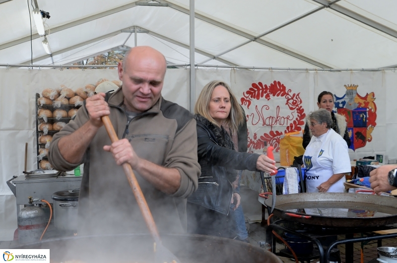 Esős kezdet a Tirpák Fesztiválon-fotó Trifonov Éva