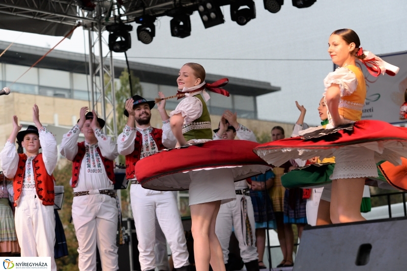 Rozmarija együttes fellépése a Tirpák Fesztiválon-fotó Trifonov Éva