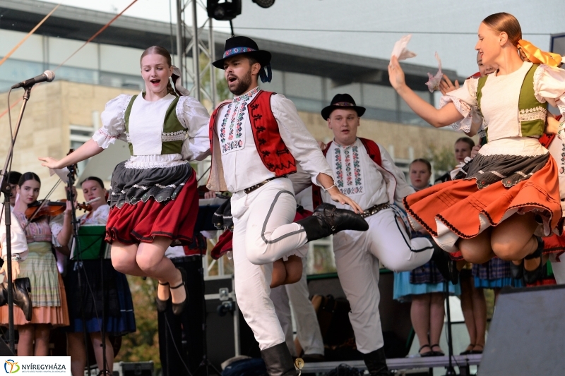 Rozmarija együttes fellépése a Tirpák Fesztiválon-fotó Trifonov Éva