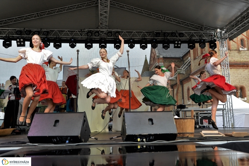 Rozmarija együttes fellépése a Tirpák Fesztiválon-fotó Trifonov Éva