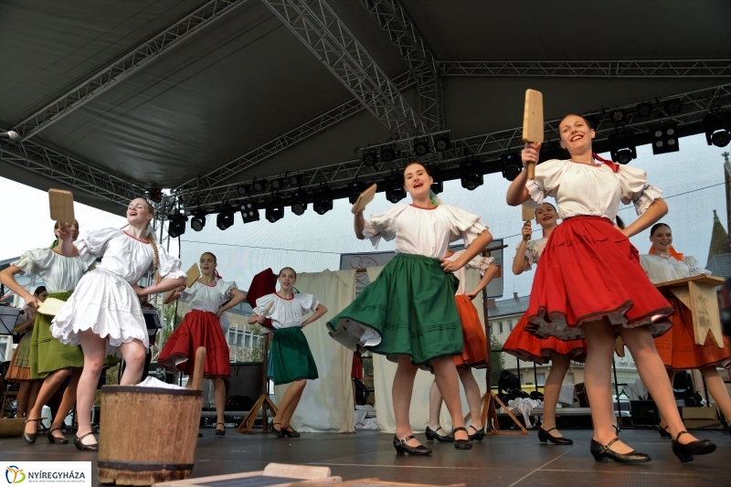 Rozmarija együttes fellépése a Tirpák Fesztiválon-fotó Trifonov Éva