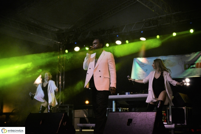 Dr. Alban a Tripák Fesztivál színpadán-fotó Trifonov Éva