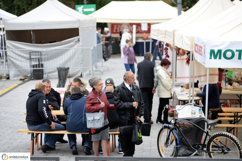 Grillbajnokság, Szív Világnapja a Tirpák Fesztiválon - fotó Trifonov Éva