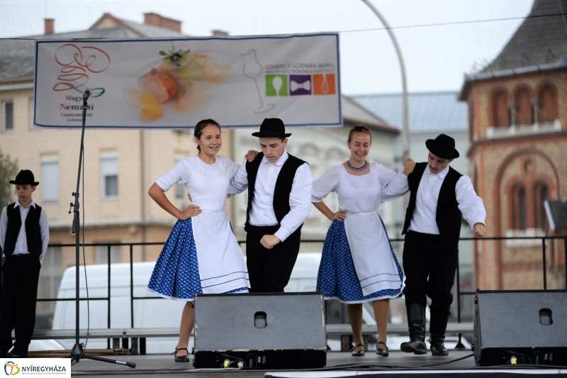 Grillbajnokság, Szív Világnapja a Tirpák Fesztiválon - fotó Trifonov Éva