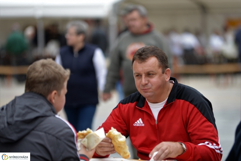 Grillbajnokság, Szív Világnapja a Tirpák Fesztiválon - fotó Trifonov Éva