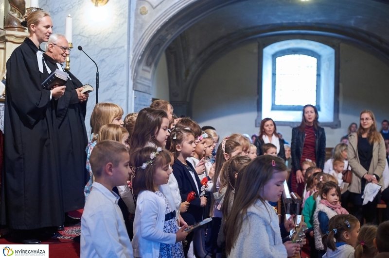 Kis ovisok megáldása - fotó Szarka Lajos