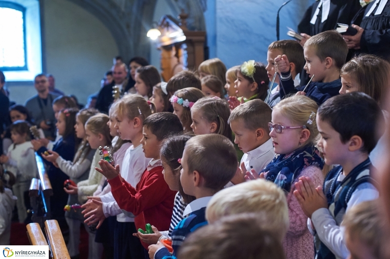 Kis ovisok megáldása - fotó Szarka Lajos