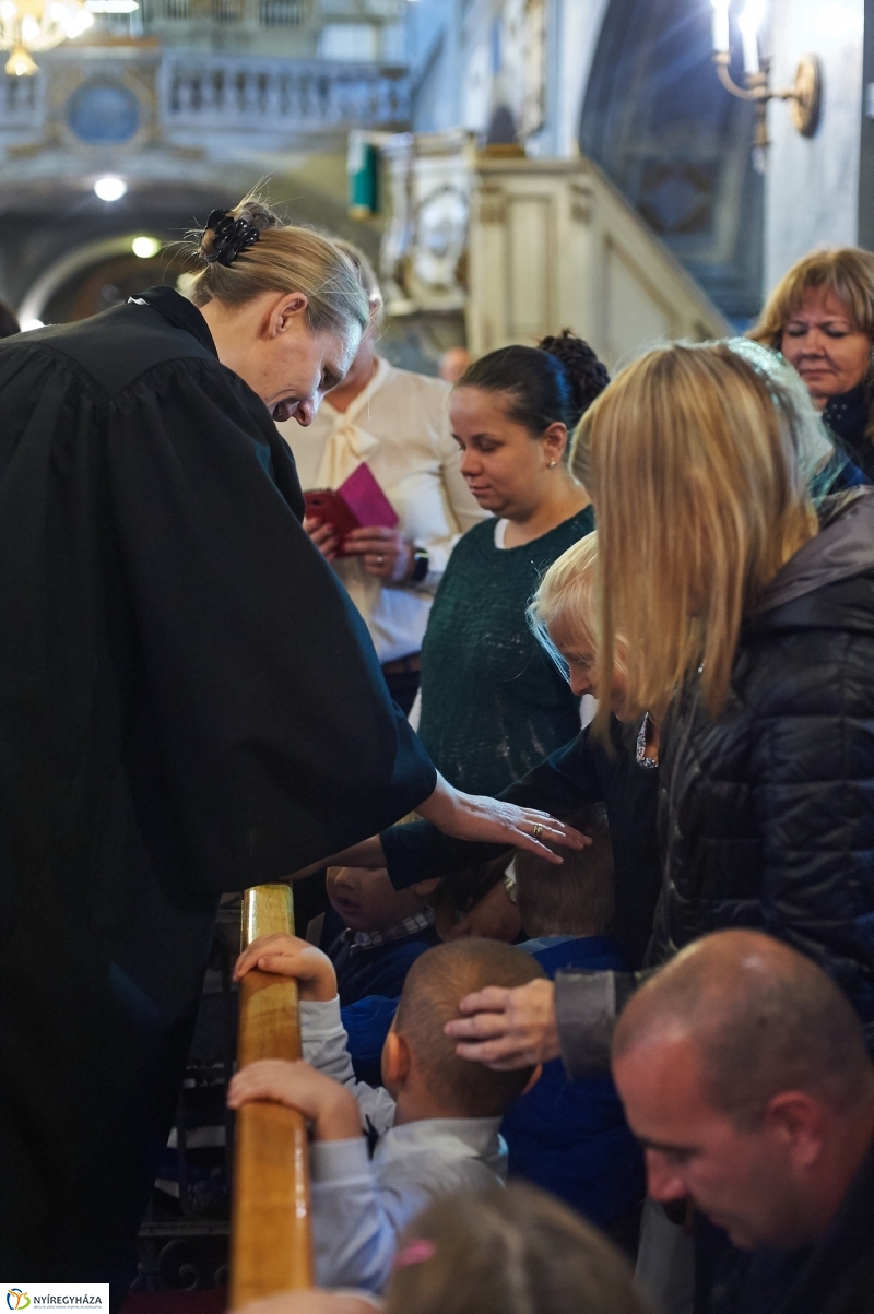 Kis ovisok megáldása - fotó Szarka Lajos