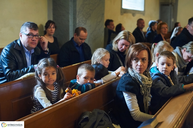 Kis ovisok megáldása - fotó Szarka Lajos