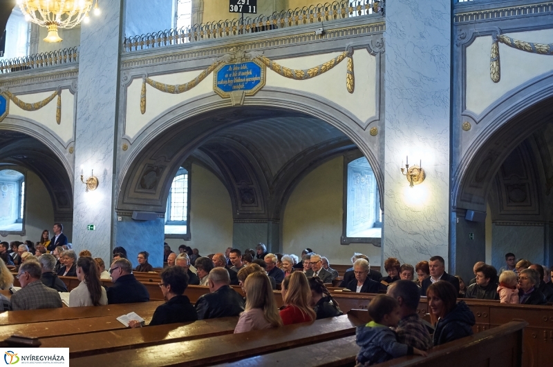 Kis ovisok megáldása - fotó Szarka Lajos