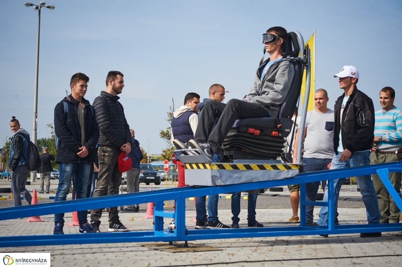 Közlekedj biztonságosan - fotó Szarka Lajos