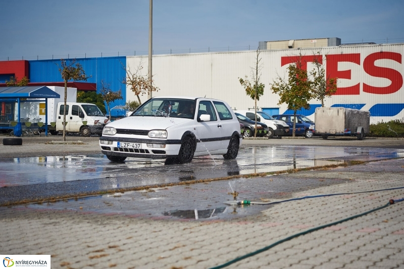 Közlekedj biztonságosan - fotó Szarka Lajos