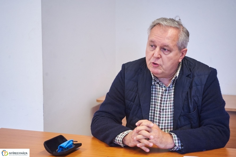 Periferián sajtótájékoztató - fotó Szarka Lajos