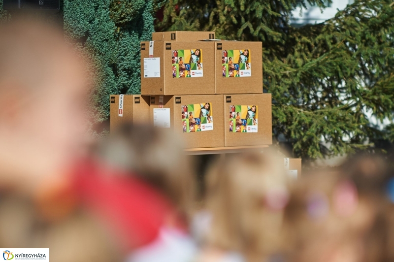 Megnyílt a Tündérkert - fotó Szarka Lajos