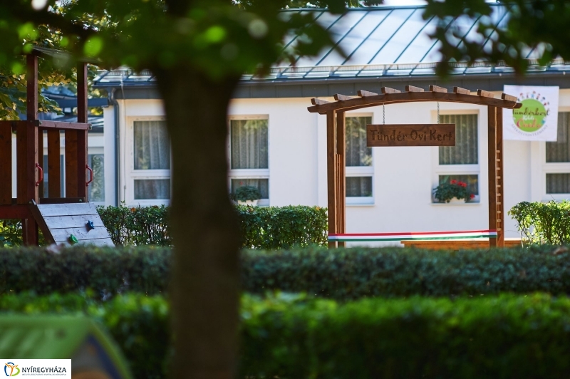 Megnyílt a Tündérkert - fotó Szarka Lajos